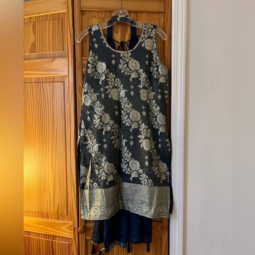 Navy and gold Kameez and Dupatta